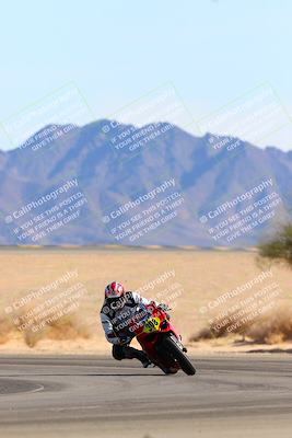 media/Jan-08-2022-SoCal Trackdays (Sat) [[1ec2777125]]/Turn 4 (1145am)/